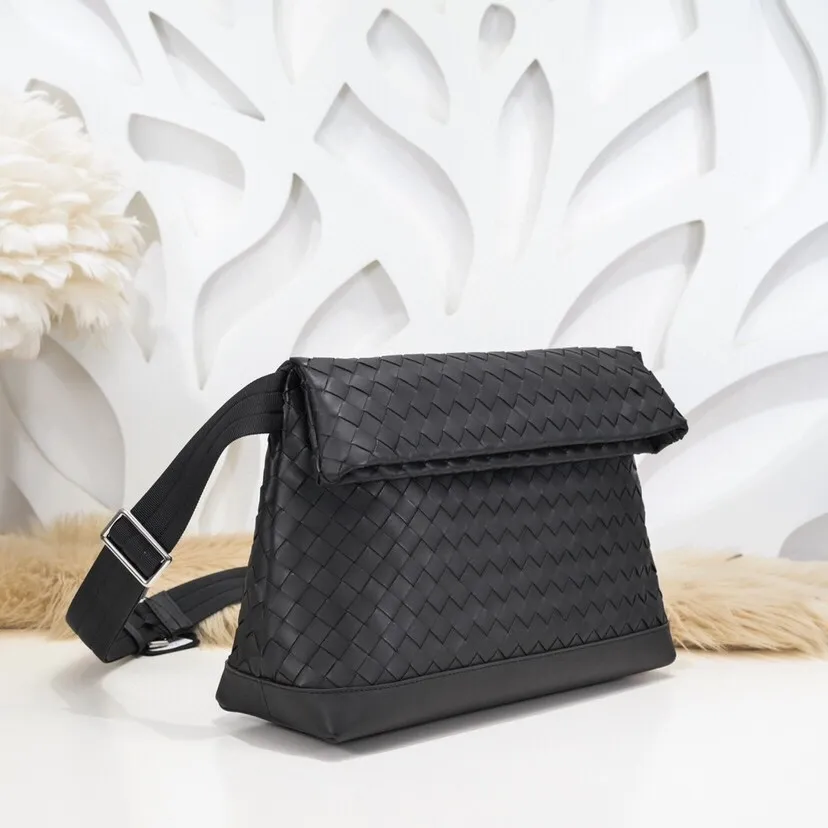 All categories 💚 Top version men’s bags 💚 BV 2024 new BV crossbody bag